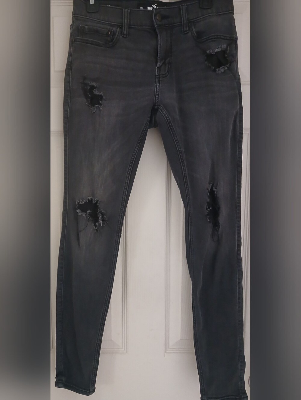 5/$25 Hollister Faded Black Denim Jeans 30x32